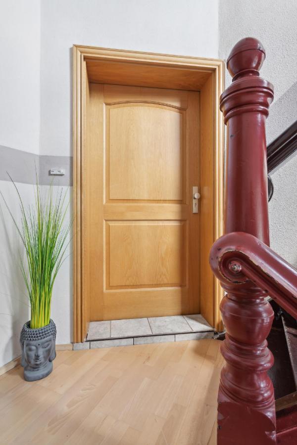 Schoenes Ferien-Appartement Fuer Bis Zu 6 Personen ハルバーシュタット エクステリア 写真