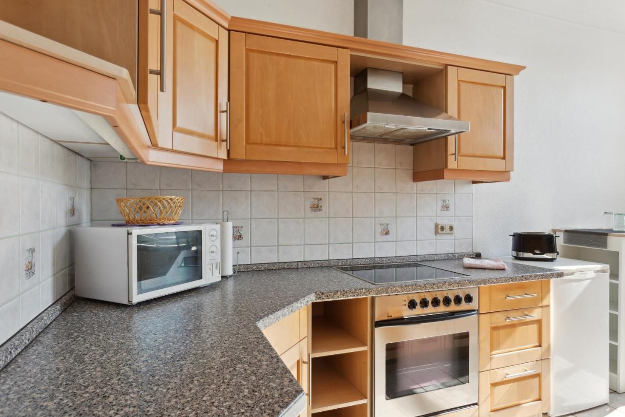 Schoenes Ferien-Appartement Fuer Bis Zu 6 Personen ハルバーシュタット エクステリア 写真