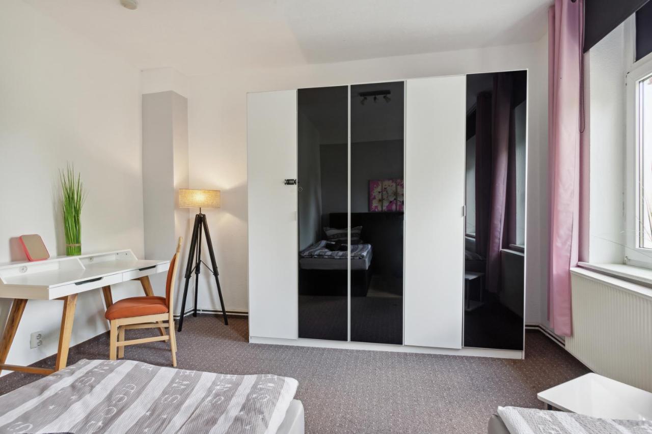 Schoenes Ferien-Appartement Fuer Bis Zu 6 Personen ハルバーシュタット エクステリア 写真