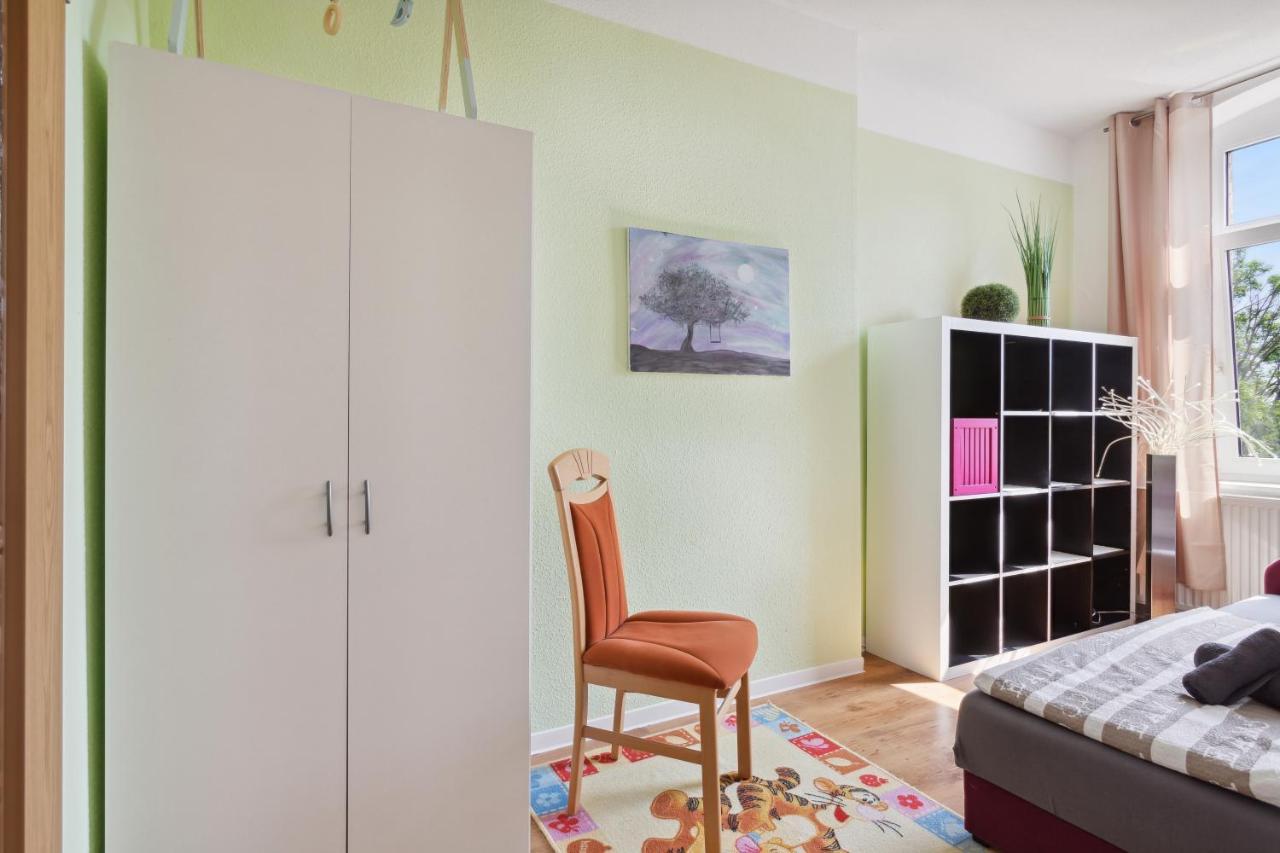 Schoenes Ferien-Appartement Fuer Bis Zu 6 Personen ハルバーシュタット エクステリア 写真