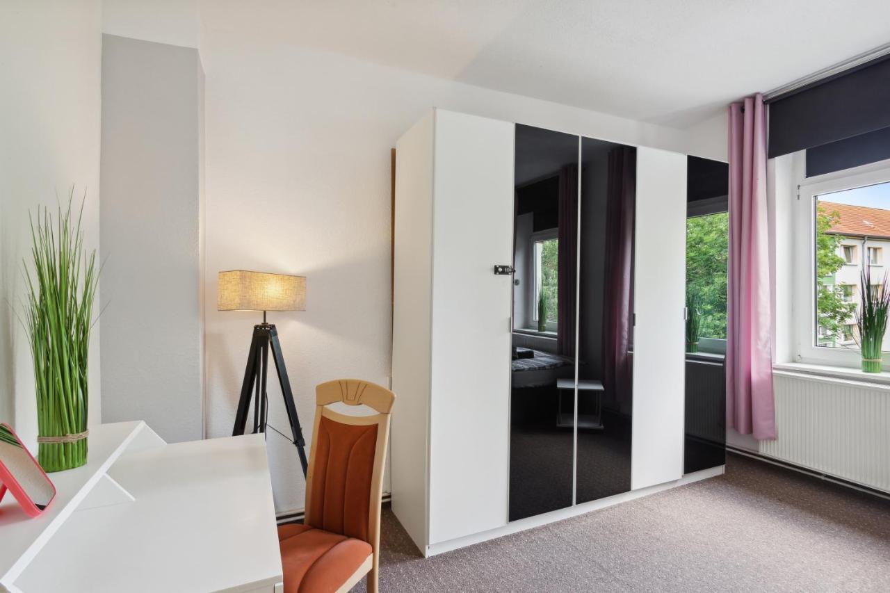 Schoenes Ferien-Appartement Fuer Bis Zu 6 Personen ハルバーシュタット エクステリア 写真
